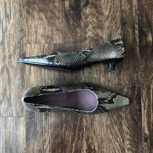 MaxMara: Leather Snake-print heel